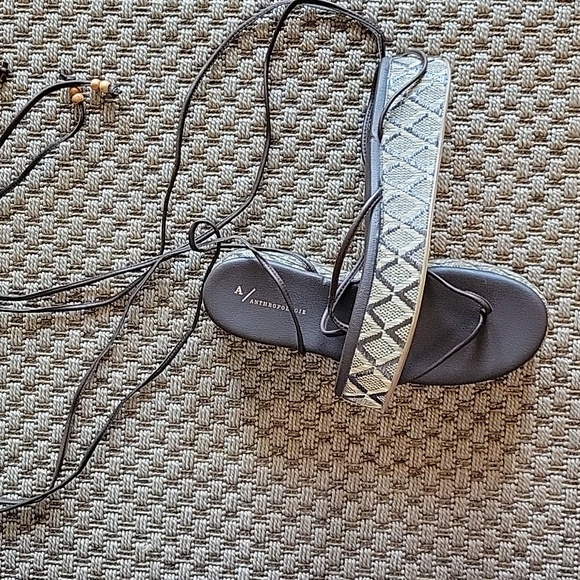 Platform woven lace-up sandals - Picture 2 of 6